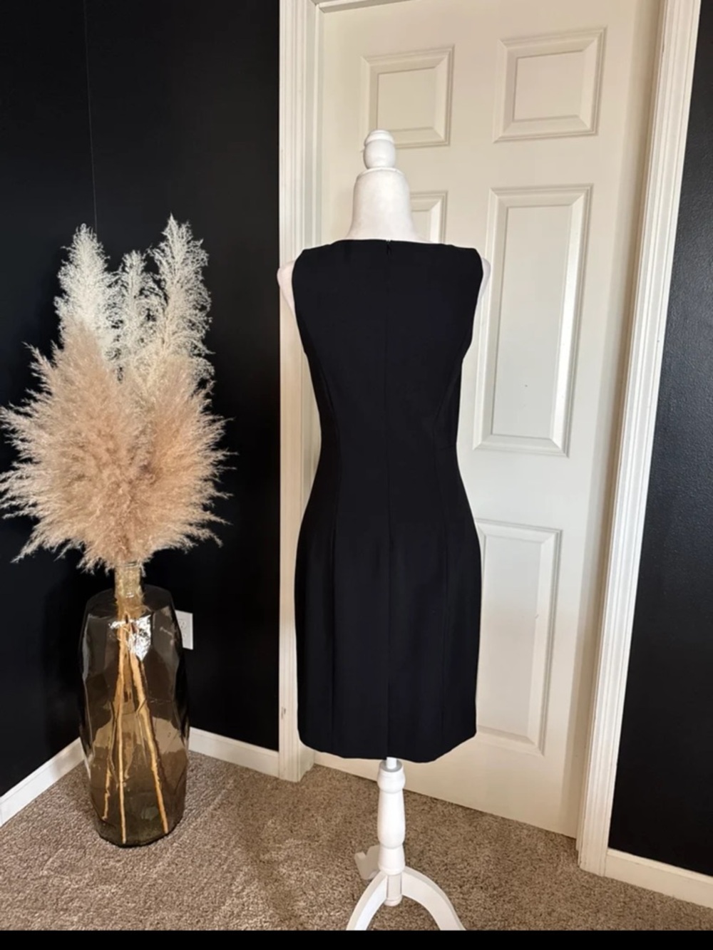 Theory Betty 2B Edition Black Sheath Dress 
size 8 - Picture 10 of 12